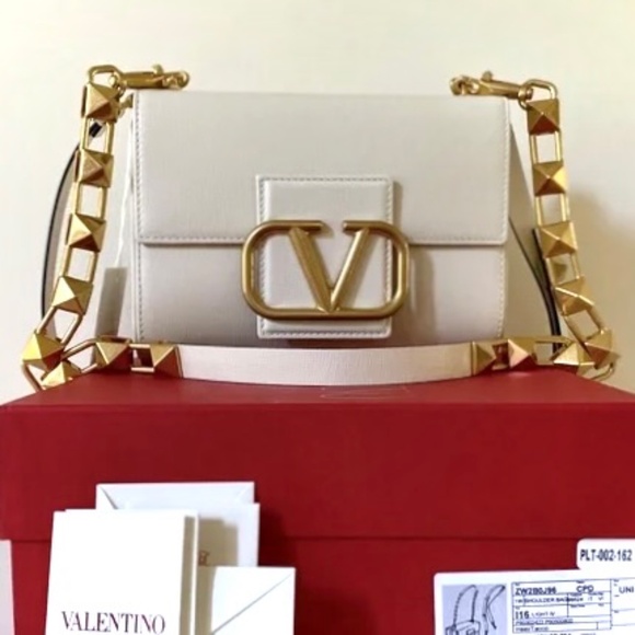 Valentino Garavani Stud Sign Shoulder Bag Light Ivory NIB - Picture 16 of 16